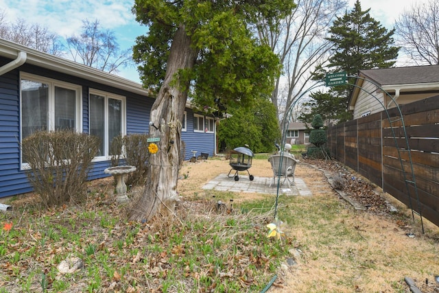 144 Crestwood Dr, East Dundee, IL 60118 - view of yard featuring a fire pit