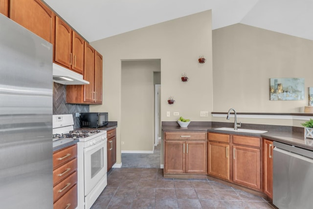 13211 W Sheffield Ln, Beach Park, IL 60083 - photo 14