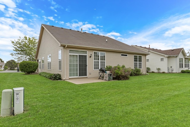 13211 W Sheffield Ln, Beach Park, IL 60083 - photo 4