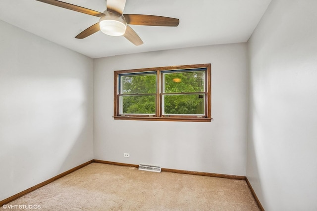 33 W Wise Rd, Schaumburg, IL 60193 - spare room featuring light carpet and ceiling fan
