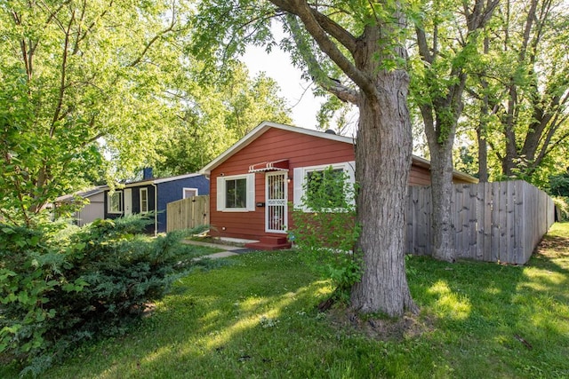2302 Gilead Ave, Zion, IL 60099 - view of front of home