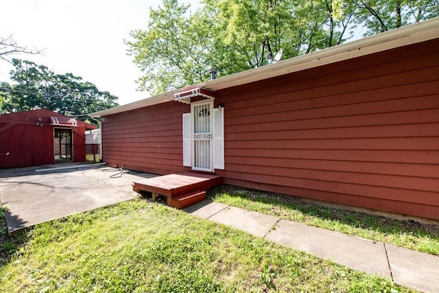 2302 Gilead Ave, Zion, IL 60099 - view of grassy yard featuring a patio