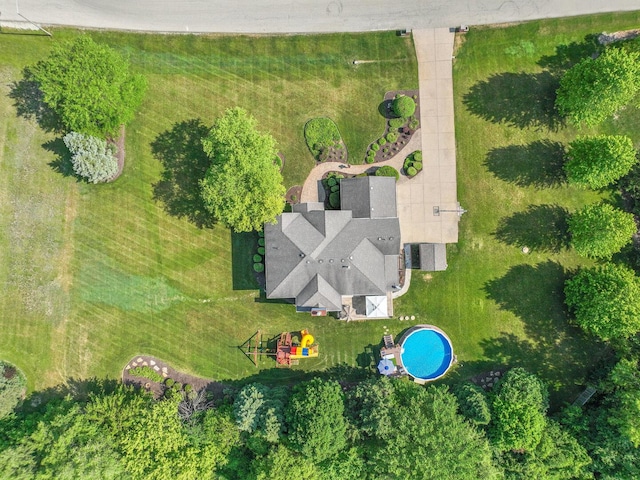 12114 W Castle Dr, Mokena, IL 60448 - drone / aerial view of a pool