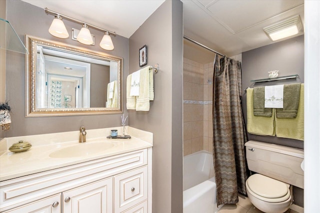 110 W Butterfield Rd Unit 314S, Elmhurst, IL 60126 - bathroom with vanity and shower / bath combo
