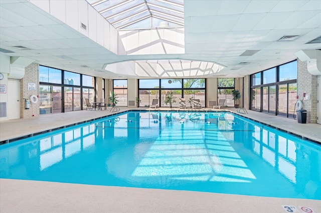 110 W Butterfield Rd Unit 314S, Elmhurst, IL 60126 - view of indoor pool
