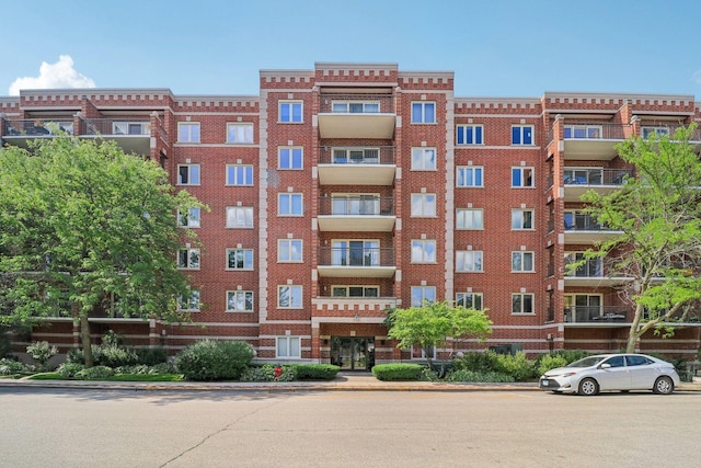 5005 Warren St Unit 403, Skokie, IL 60077 - view of apartment building / complex