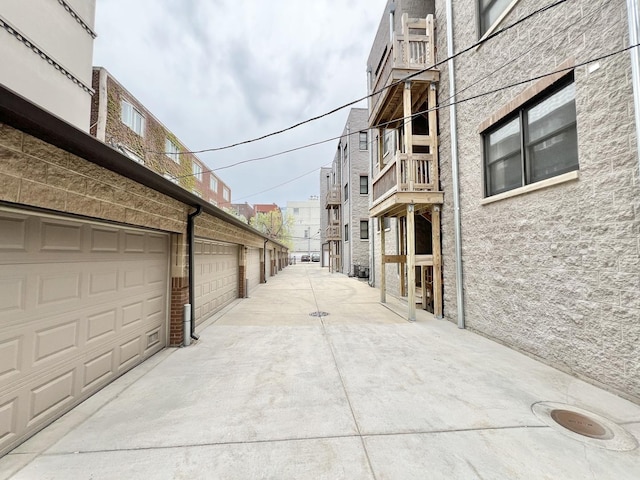 669 N Peoria St Unit 1N, Chicago, IL 60642 - view of concrete alley