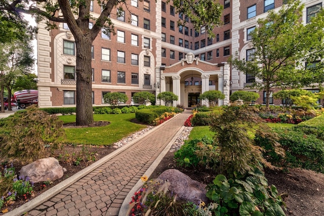 5555 S Everett Ave Unit C14, Chicago, IL 60637 - view of building exterior