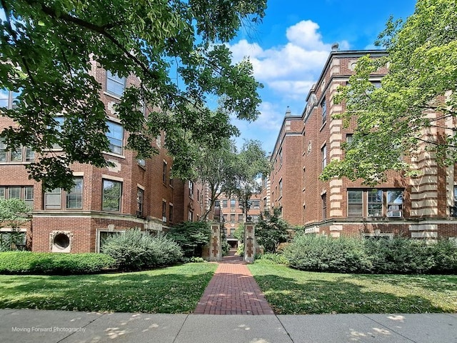 400 Ridge Ave Unit 16-2, Evanston, IL 60202 - photo 1