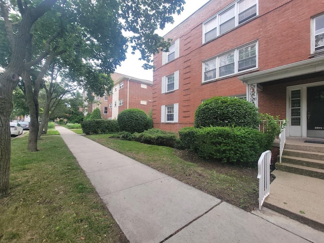 2071 W Farwell Ave Unit 1E, Chicago, IL 60645 - photo 2