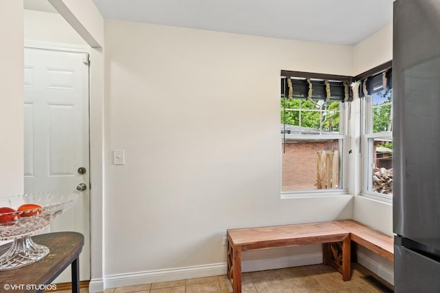 2417 Lyons St, Evanston, IL 60201 - sitting room with baseboards