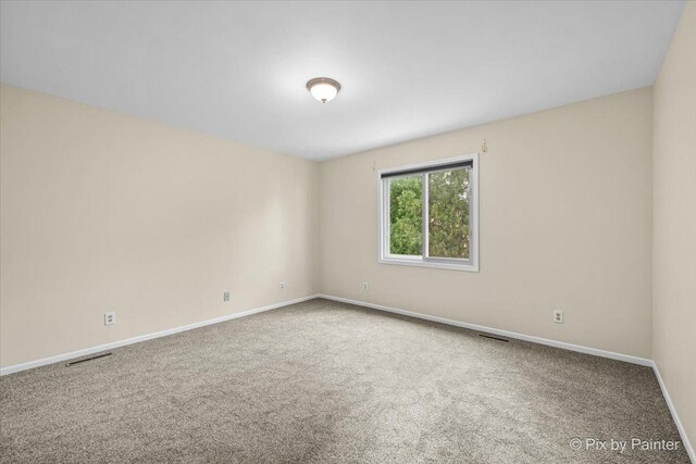 676 Concord Dr, Crystal Lake, IL 60014 - photo 22