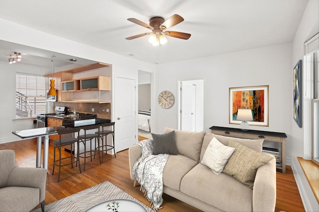 3039 W Belle Plaine Ave Unit 1, Chicago, IL 60618 - photo 6