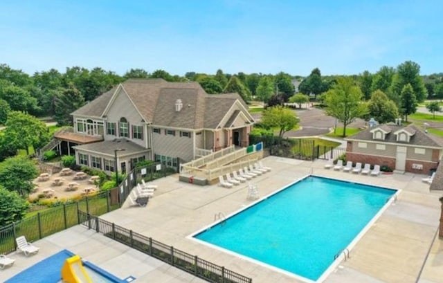 1811 Prairie Ridge Dr, Plainfield, IL 60586 - community pool featuring a patio area