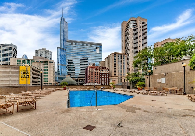 10 E Ontario St Unit 907, Chicago, IL 60611 - community pool with a patio and a skyline view
