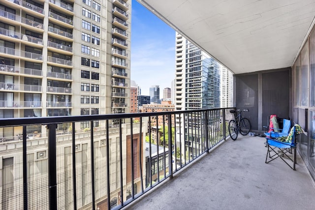 10 E Ontario St Unit 907, Chicago, IL 60611 - balcony with a city view