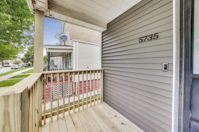 5735 S Fairfield Ave, Chicago, IL 60629 - view of deck