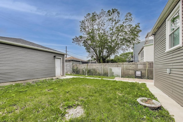5735 S Fairfield Ave, Chicago, IL 60629 - view of yard