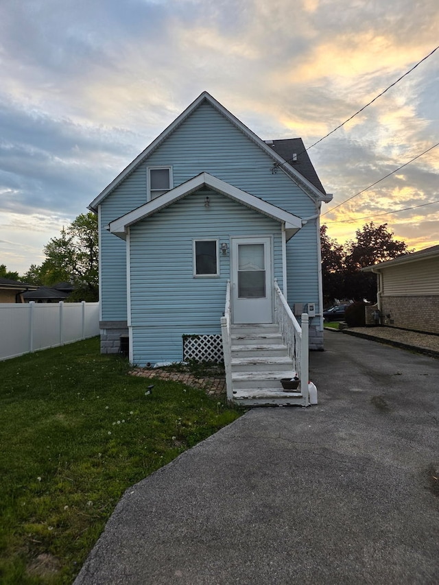 17029 Ridgewood Ave, Lansing, IL 60438 - rear view of property featuring entry steps