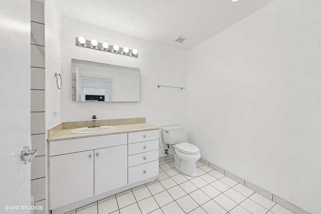 8 E Randolph St Unit 3007, Chicago, IL 60601 - bathroom featuring vanity and tile patterned floors