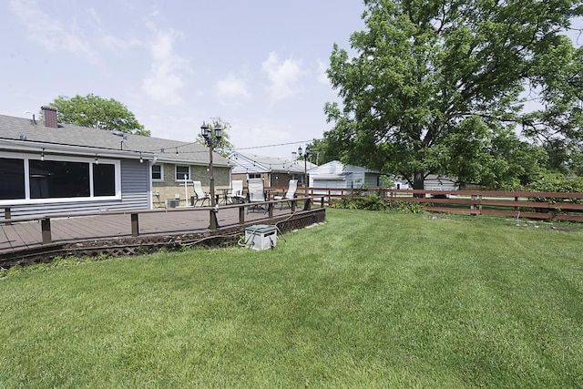 471 N W Ave, Elmhurst, IL 60126 - fenced backyard featuring a deck