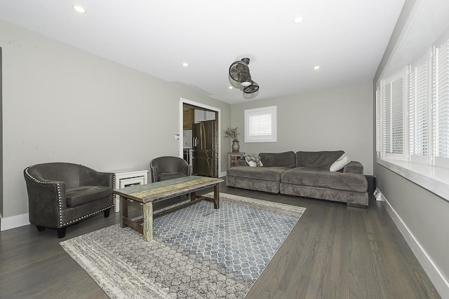 471 N W Ave, Elmhurst, IL 60126 - living room featuring wood finished floors and recessed lighting