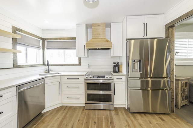 471 N W Ave, Elmhurst, IL 60126 - kitchen featuring appliances with stainless steel finishes, custom exhaust hood, open shelves, and white cabinetry