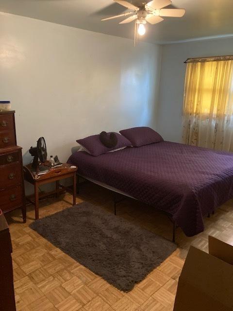 14238 S Manistee Ave, Burnham, IL 60633 - bedroom with ceiling fan