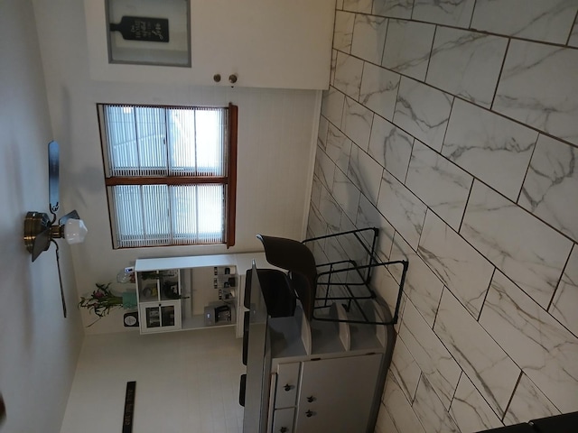 4324 S Wisconsin Ave, Berwyn, IL 60404 - view of bathroom