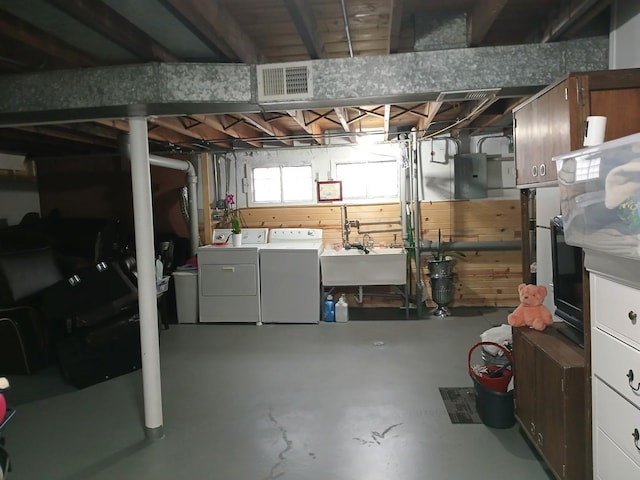 4324 S Wisconsin Ave, Berwyn, IL 60404 - basement featuring a sink and washing machine and clothes dryer