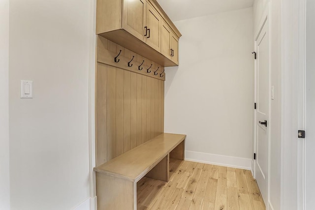 1104 Walter St, Lemont, IL 60439 - mudroom featuring light wood-style flooring and baseboards