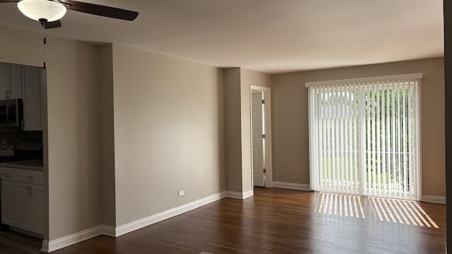 9562 Park Ln Unit 2H, Des Plaines, IL 60016 - photo 5