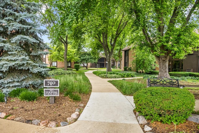 740 Saint Andrews Ln Unit 13, Crystal Lake, IL 60014 - view of home's community