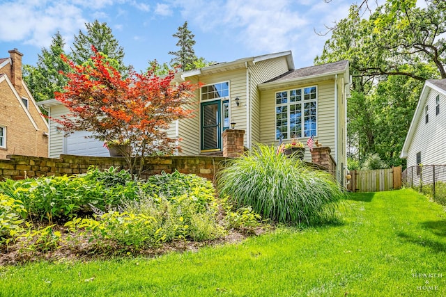 4091/2 Concord Ave, Fox River Grove, IL 60021 - view of front of property