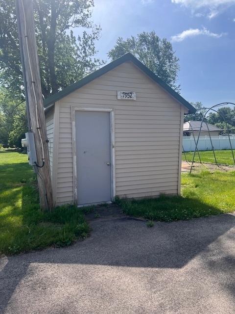 625 W Main St, Braidwood, IL 60408 - photo 8