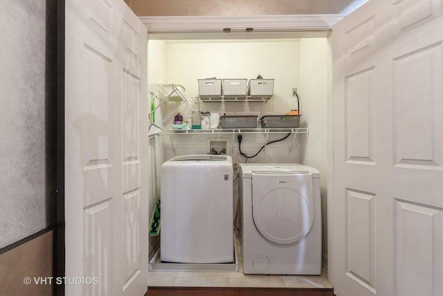 1867 Admiral Ct, Glenview, IL 60026 - laundry area with washer and dryer