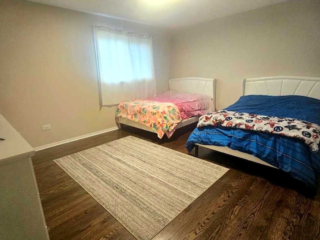 12416 W Prairie Dr, Homer Glen, IL 60491 - bedroom featuring wood finished floors and baseboards