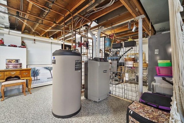 13079 N 1800 E Rd, Pontiac, IL 61764 - utilities featuring water heater