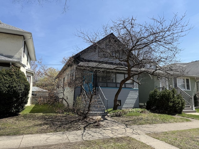 826 S E Ave, Oak Park, IL 60304 - view of front of home with stairway