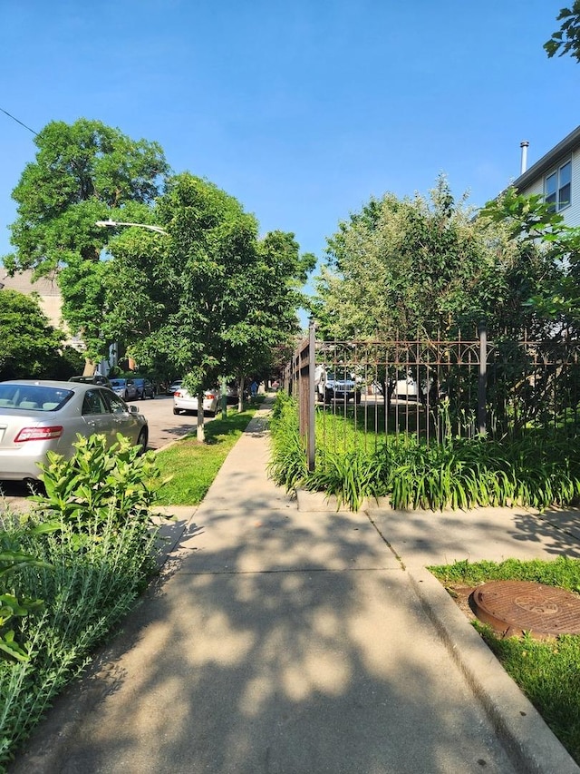 2027 N Sawyer Ave, Chicago, IL 60647