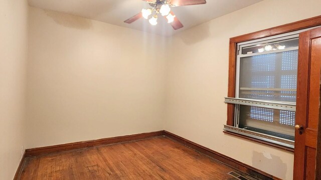 10742 S Prairie Ave, Chicago, IL 60628 - photo 5