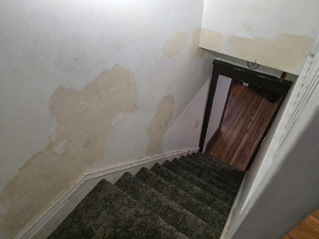 544 Charles St, Aurora, IL 60506 - view of stairs