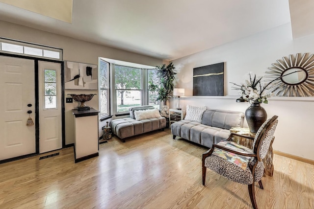221 Pinehurst Dr, Mundelein, IL 60060 - photo 5
