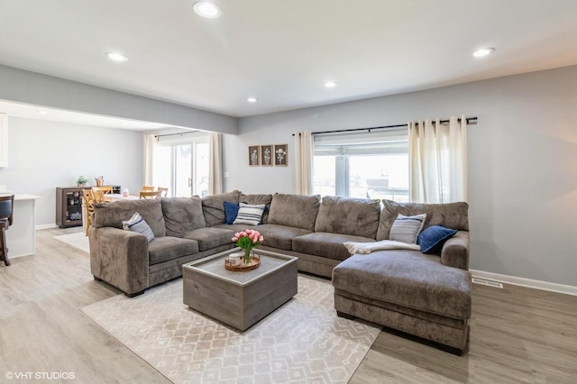 541 Sycamore Dr, Elk Grove Village, IL 60007 - photo 8