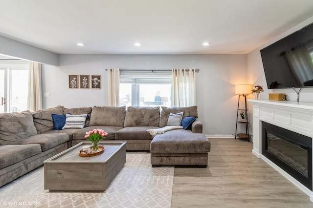 541 Sycamore Dr, Elk Grove Village, IL 60007 - photo 9