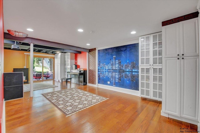 1505 Della Dr, Hoffman Estates, IL 60169 - interior space featuring wood finished floors and recessed lighting