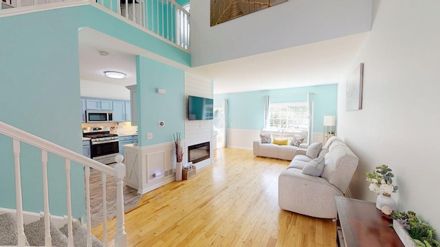 82 Southwicke Dr Unit D, Streamwood, IL 60107 - photo 2