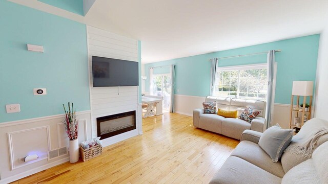 82 Southwicke Dr Unit D, Streamwood, IL 60107 - photo 4