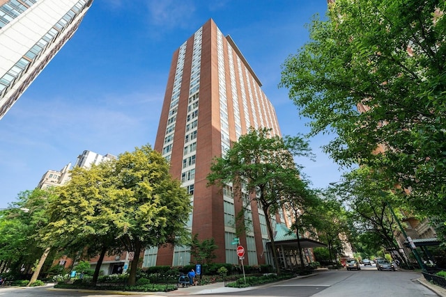 1325 N State Pkwy Unit 8E, Chicago, IL 60610 - view of building exterior