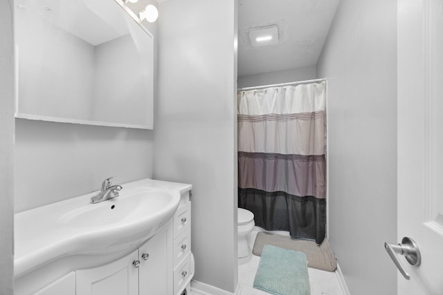 1100 Singleton Dr, Roselle, IL 60172 - full bathroom featuring vanity and a shower with shower curtain